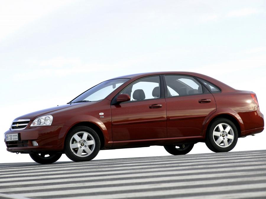  Chevrolet Nubira Sedan 2004 года  (фото 2 из 25)